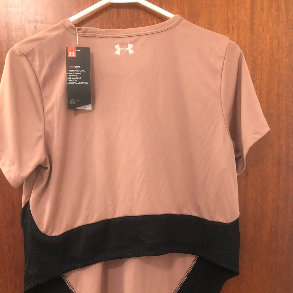 Under Armour crop top NWT